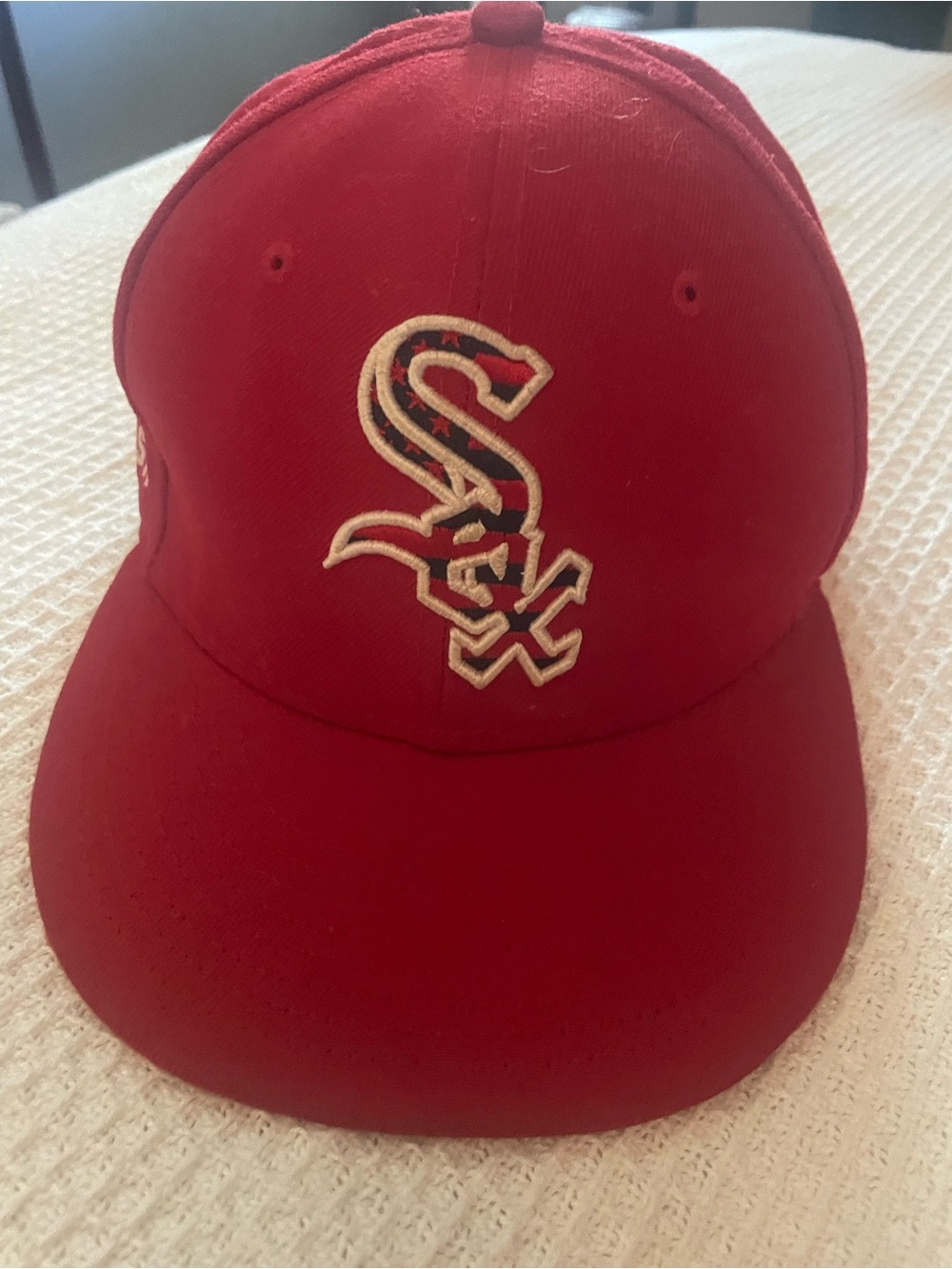 Chicago White Sox Red Logo Cap